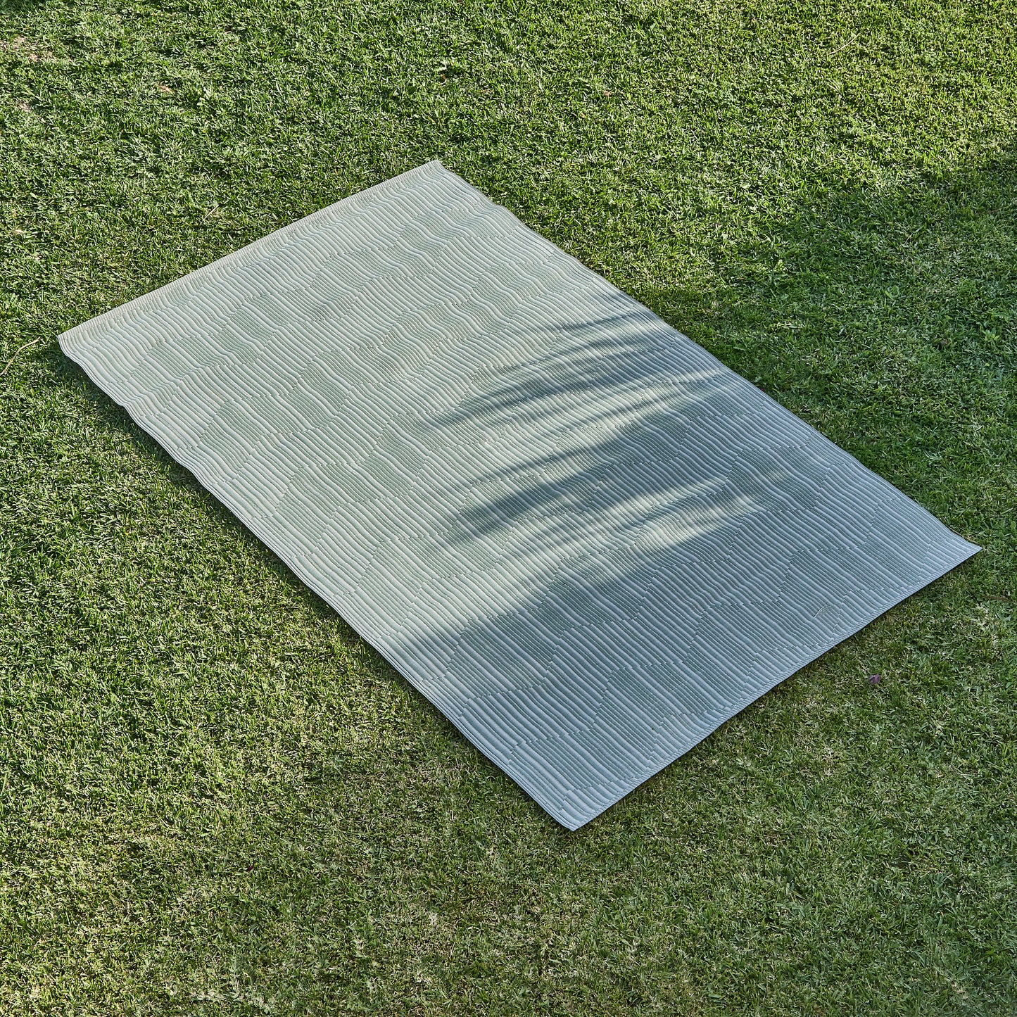 Hemsby 160x230cm Zig Zag Outdoor Rug - Olive - Laura James 