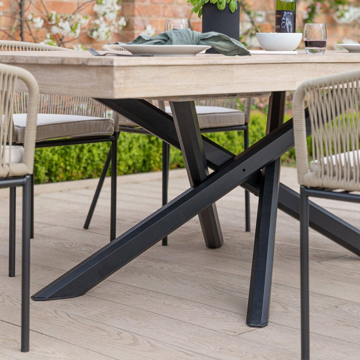 Amelia 4 Seater Whitewash Wood Black Legs Garden Dining Set - Hali Natural Chairs