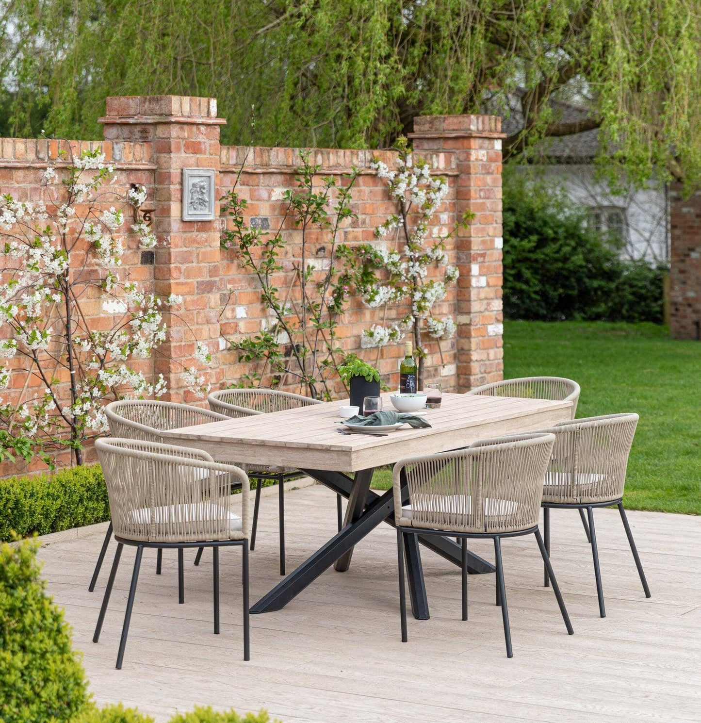 Amelia 4 Seater Whitewash Wood Black Legs Garden Dining Set - Hali Natural Chairs