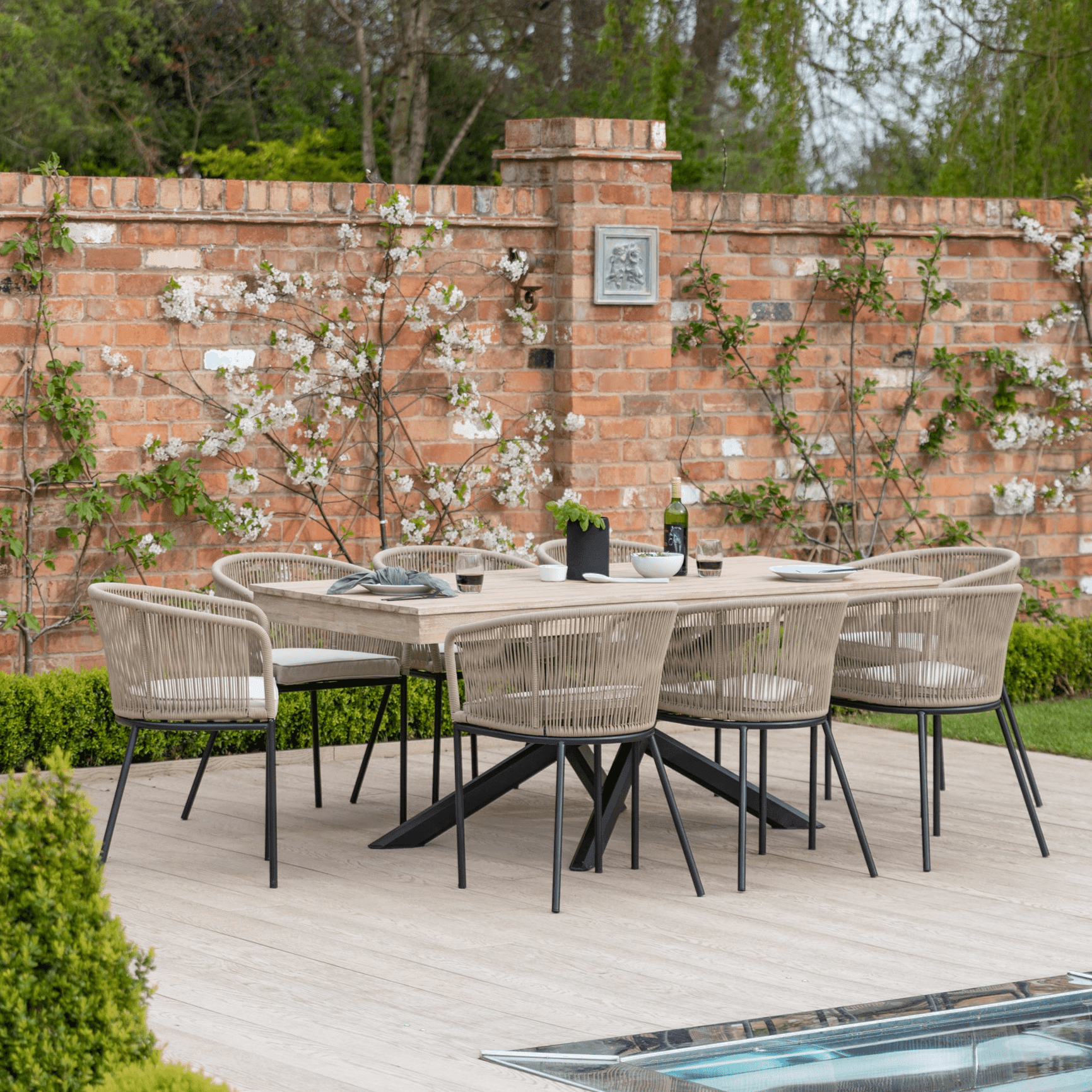 Amelia 8 Seater Whitewash Wood Black Legs Garden Dining Set - Hali Nat ...