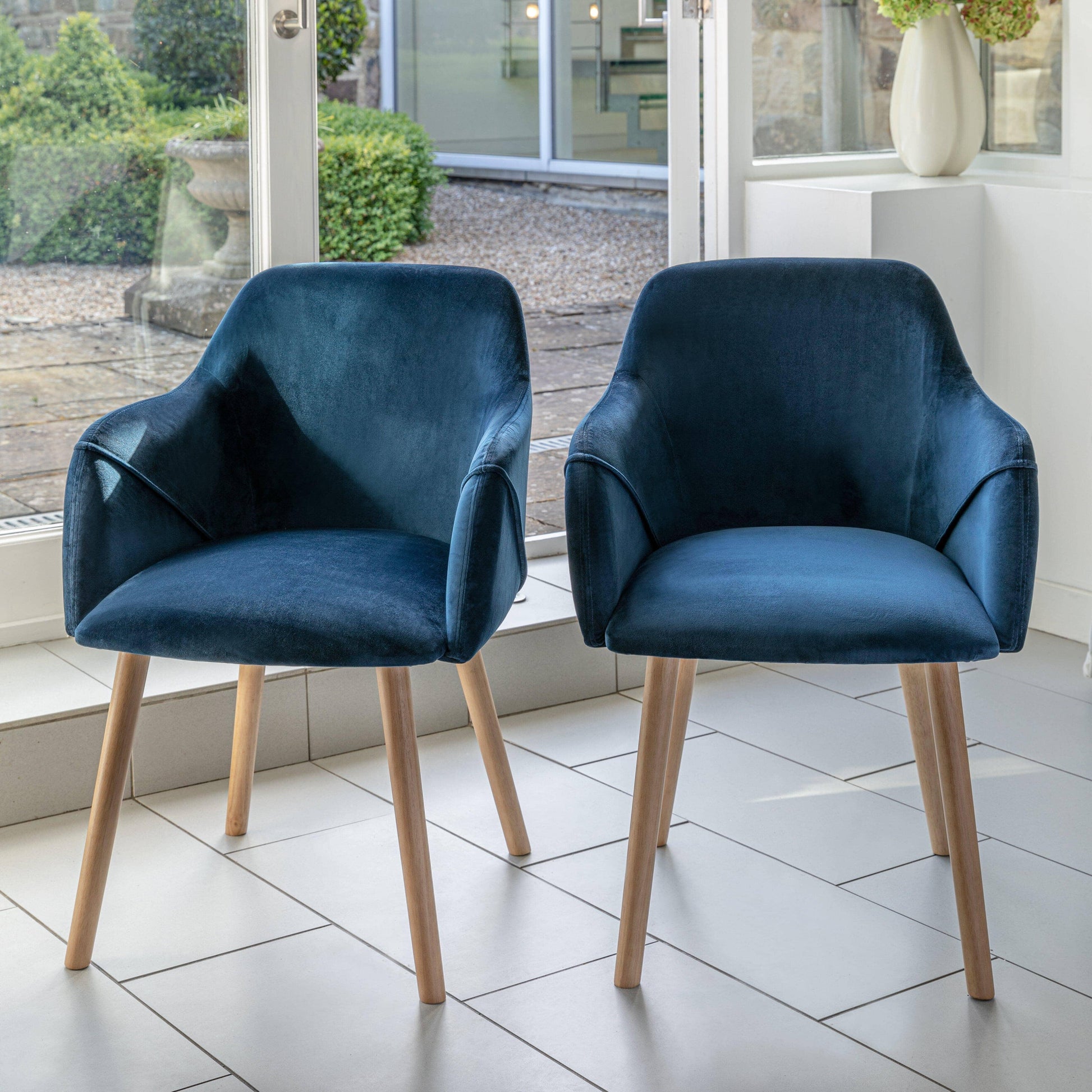 Amelia Whitewash Dining Table Set - 6 Seater - Freya Blue Carver Chairs With Pale Oak Legs - Laura James