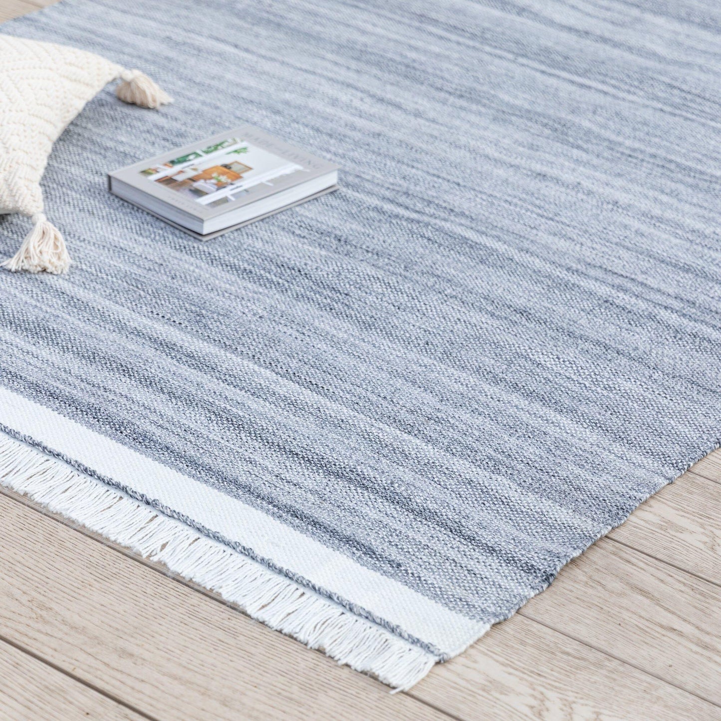 Ardwell outdoor PET rug - mist grey - 160cm x 230cm