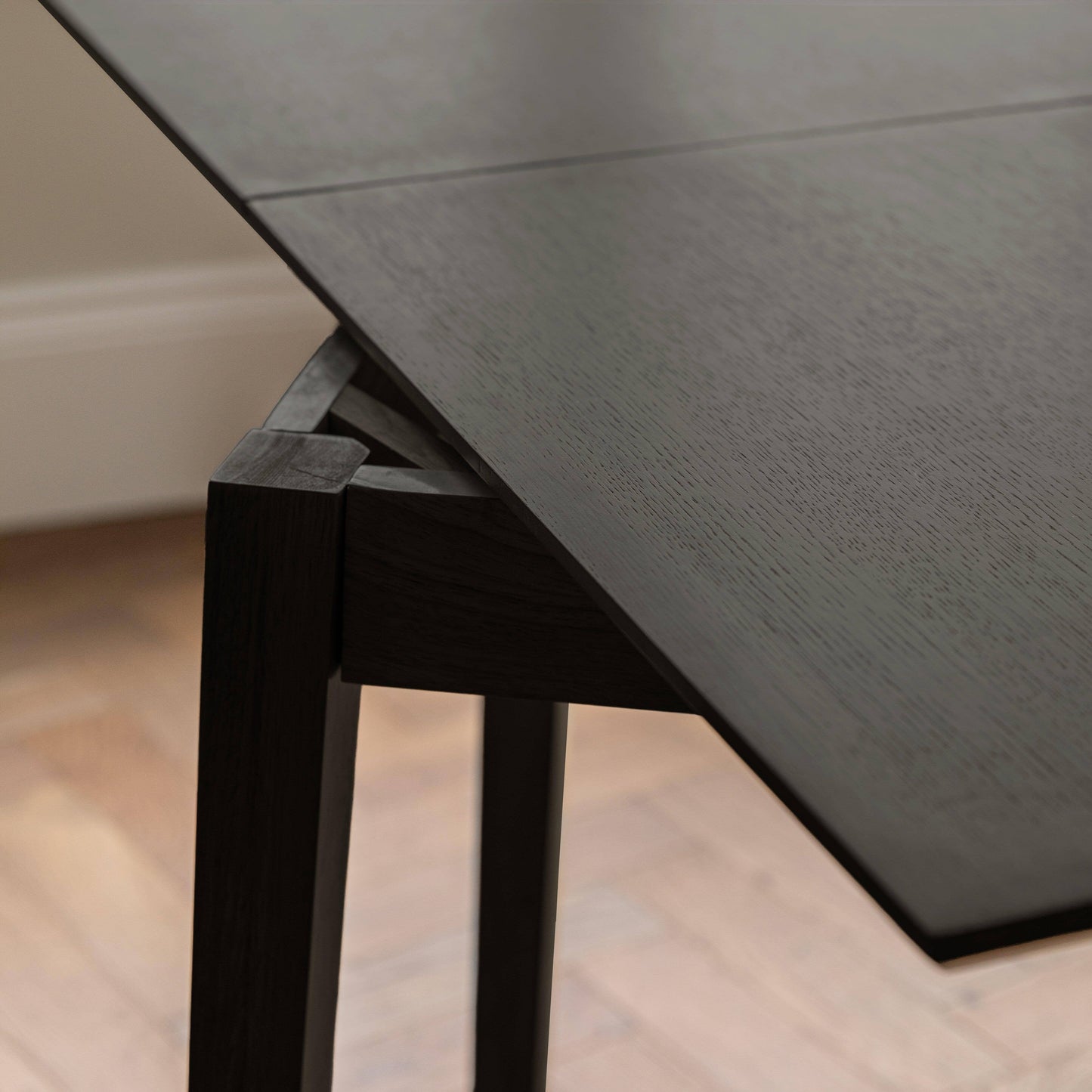 extendable-dining-table-black-laura-james