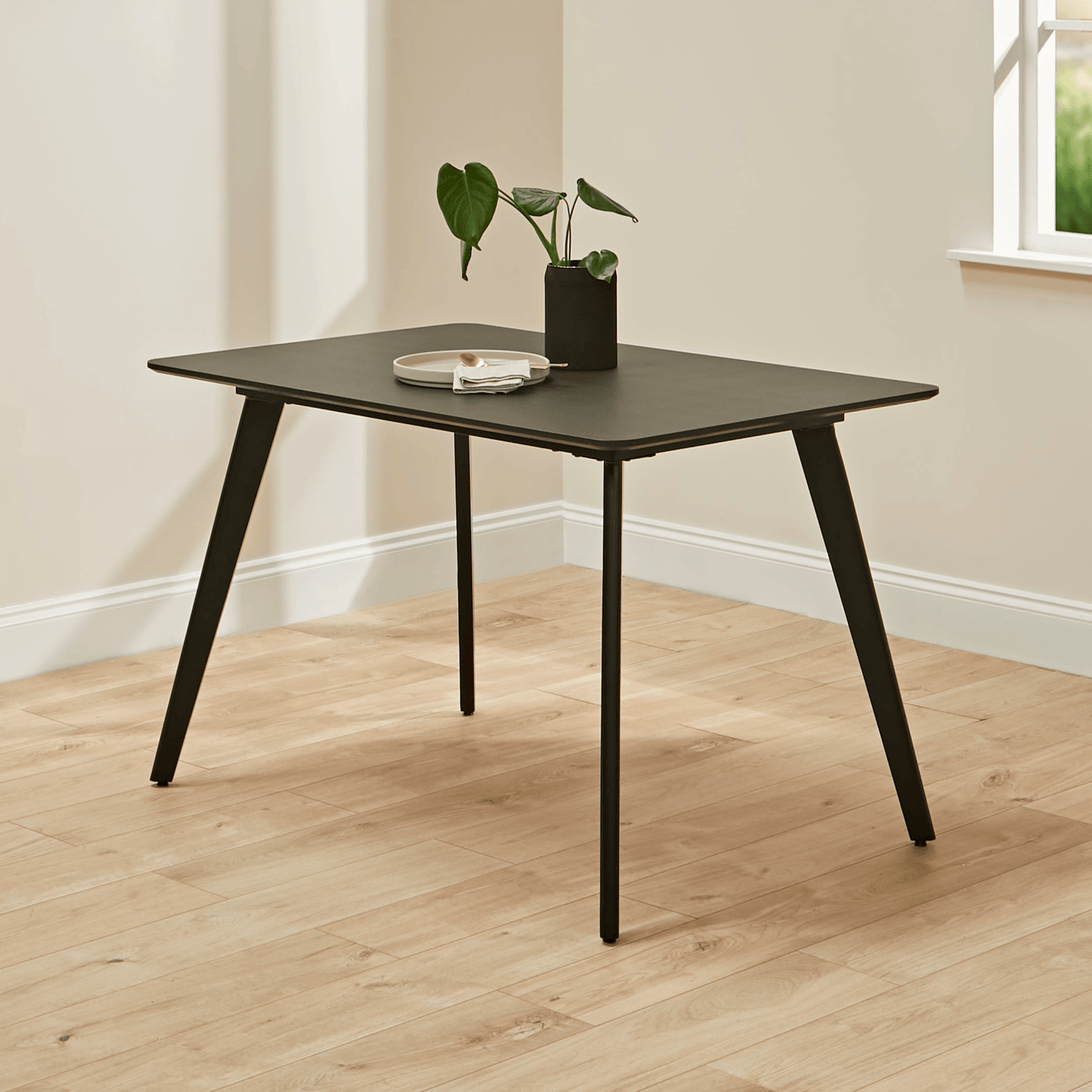 Finn 4 Seater dining table 120cm - pitch black - Laura James