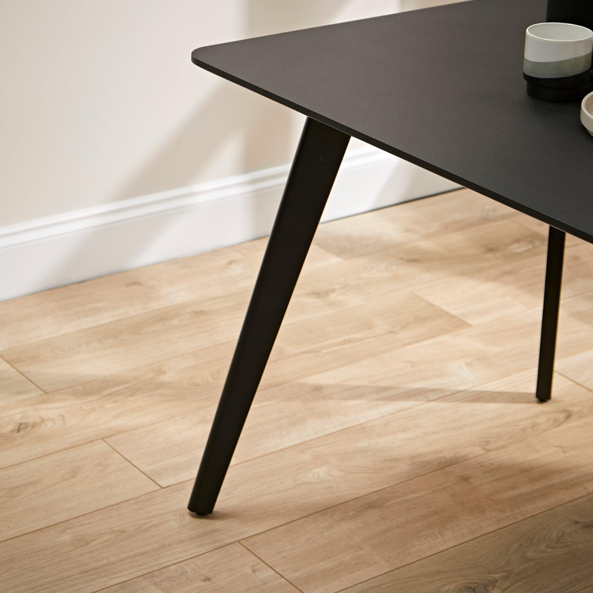 Finn 4 Seater dining table 120cm - pitch black - Laura James