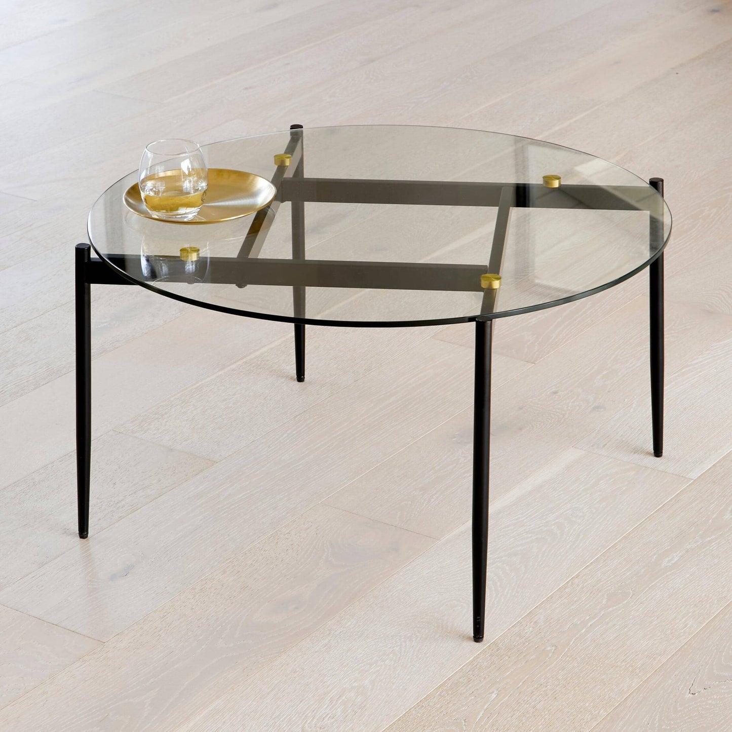 Oscar-coffee-table-laura-james