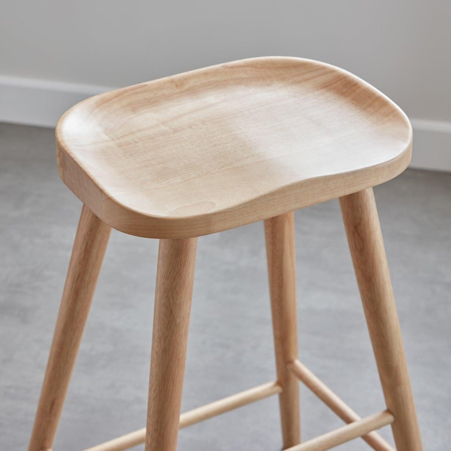 Silvester bar stool - classic oak - Laura James