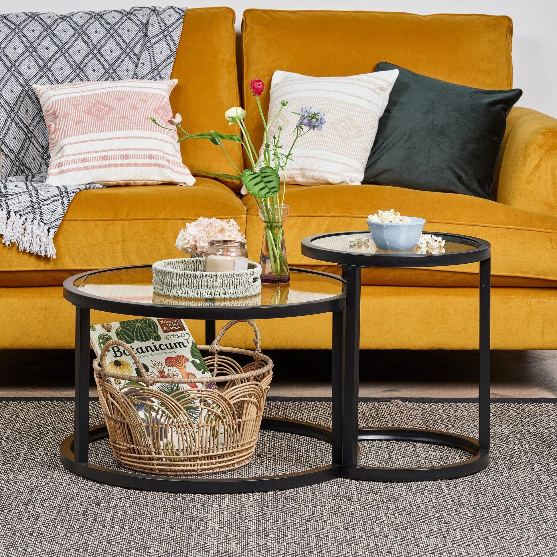 Outlet Harris black round coffee table - Laura James